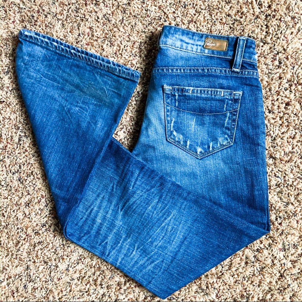 Paige Petite premium denim "Laurel Canyon"